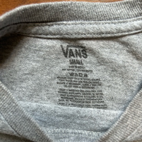 Van’s T-shirt - Picture 4 of 4